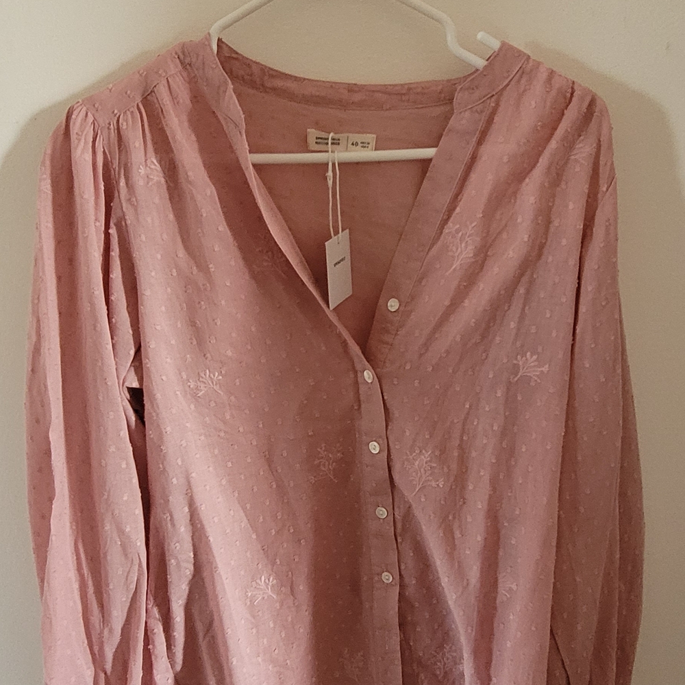 Chic Pink Blouse with Button Detail